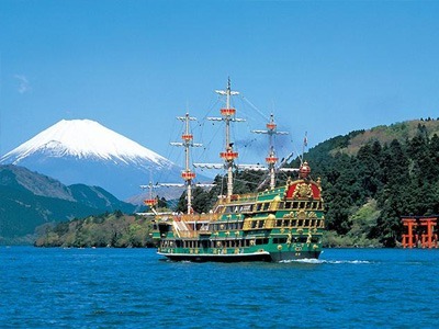 箱根にある芦ノ湖の海賊船